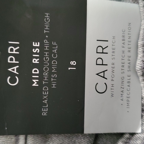 Capri rolled hem jeans - Picture 4 of 6